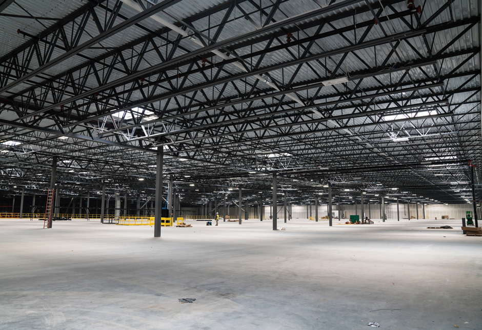 276 VELUX Dynamic Dome Commercial Skylights brighten Baltimore distribution center