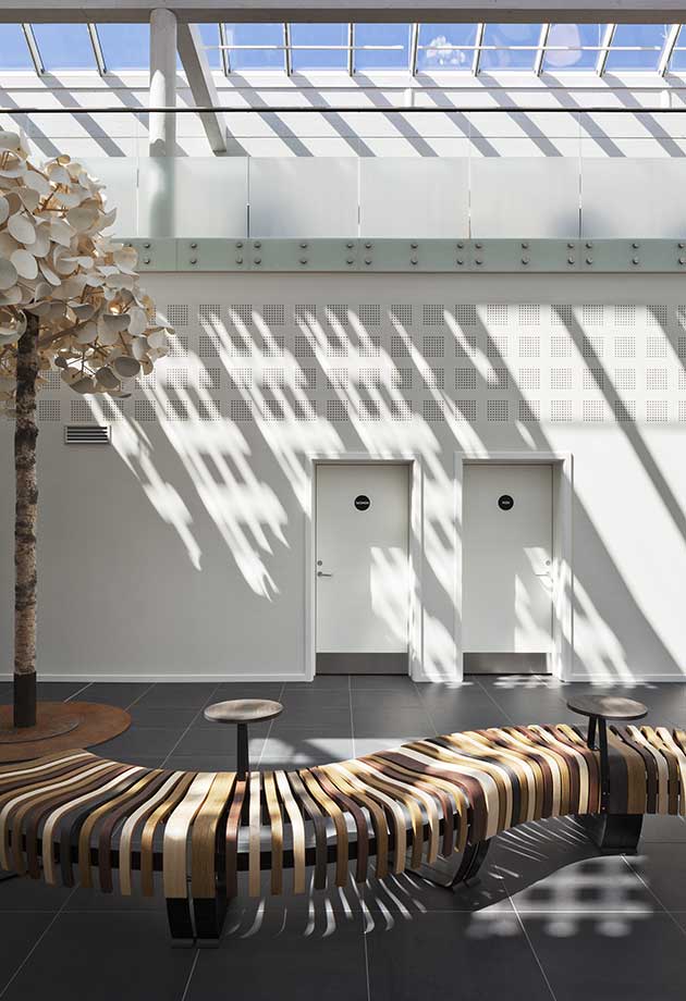 Rooflight solution with Atrium Ridgelight 25-40˚，带有光伏玻璃，Green solution House, Rønne，丹麦