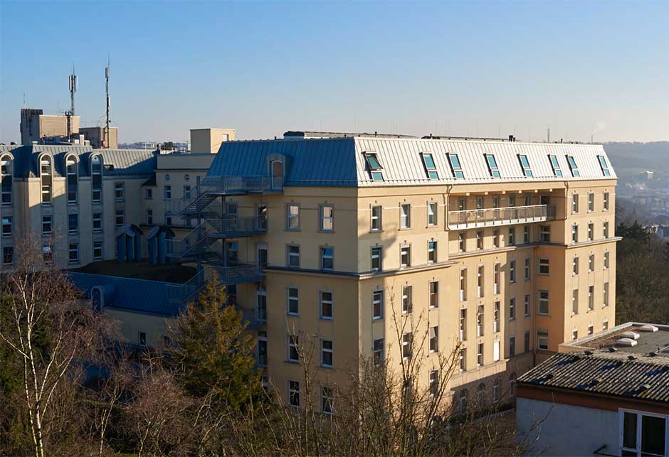 Skylight solution with VELUX Longlight 5-30° on the roof, Wuppertal Hospital, Germany 