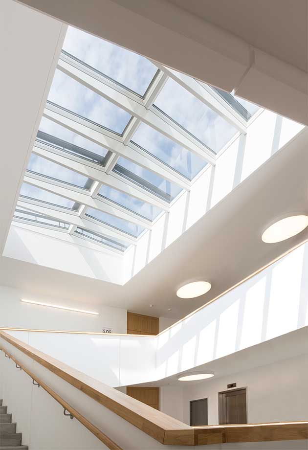  Rooflights with Ridgelight at 5° with beams in an office building in Seestadt, Vienna