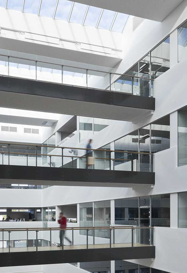 Solution de verrière de toit avec modules Verrière double 25-40˚, Siemens, Ballerup, Danemark
