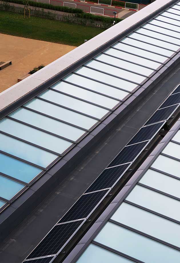 Opal glazing rooflights at Trumpington College – Photographer Richard Ellis